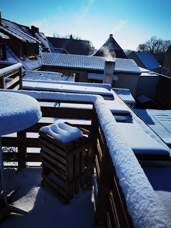 Gemutliche Dachwohnung Mit Kleiner Oder Grosser Dachterrasse Nebeneinander Wolmirstedt Kültér fotó